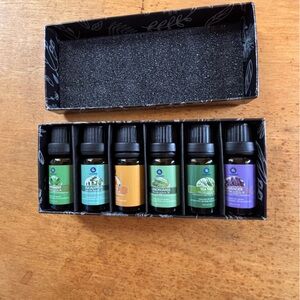 Laguna Moon Premium essential oils new in box